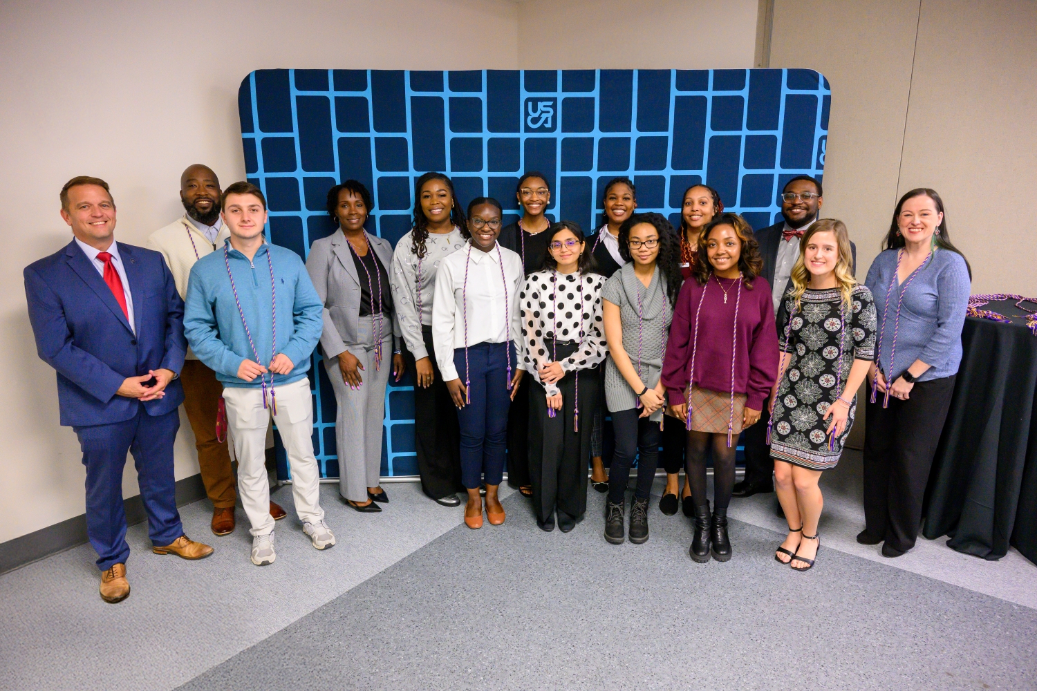 Several USCA seniors volunteered to join a new class-giving initiative known as Reins of Legacy.  For $25 any graduating senior can join Reins of Legacy, which includes membership in the USCA Alumni Association with full benefits.