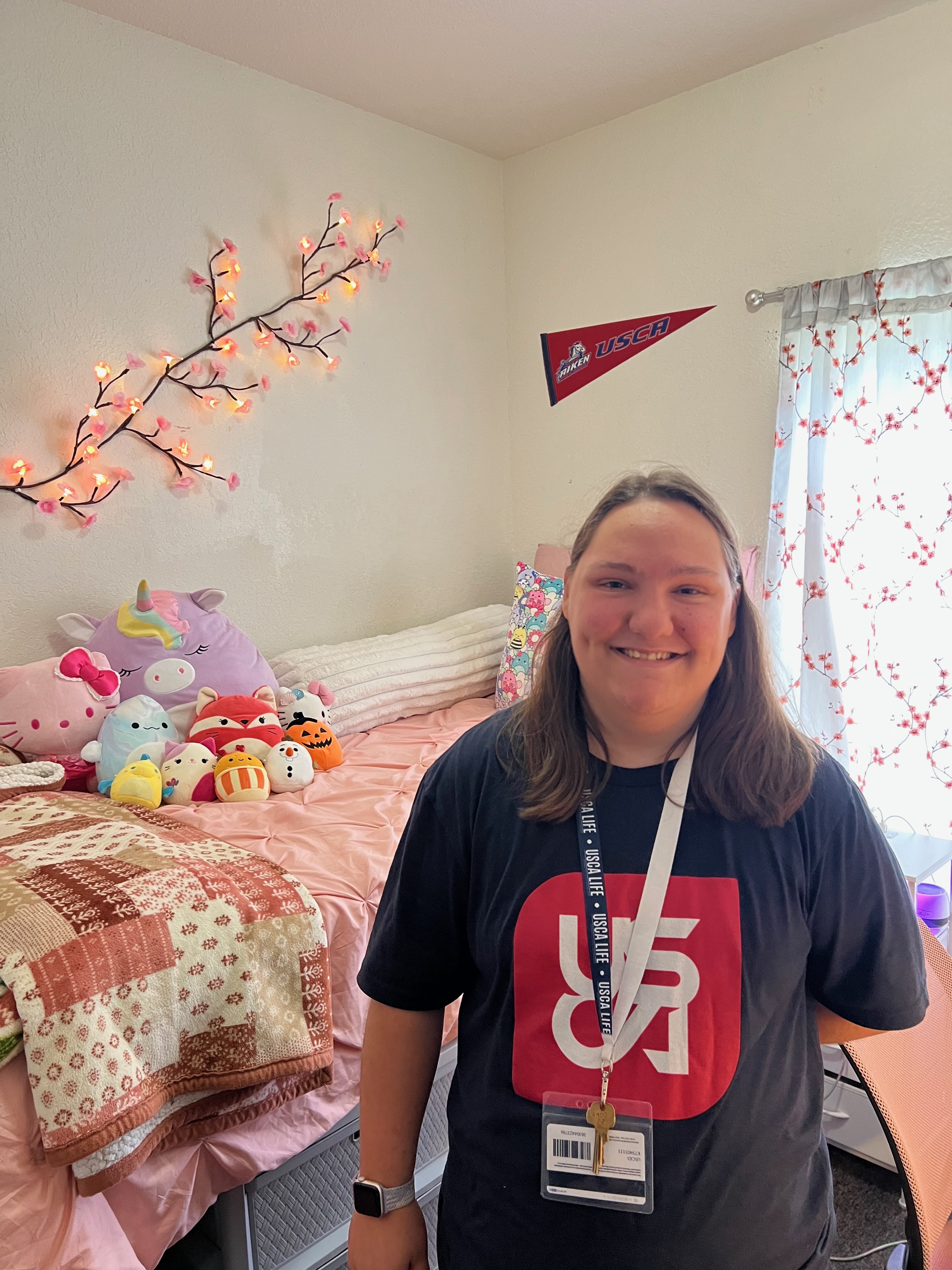 USCA LIFE student shows off her dorm.